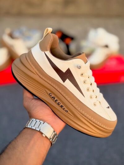 Gaegrlo Off Brown Shoes