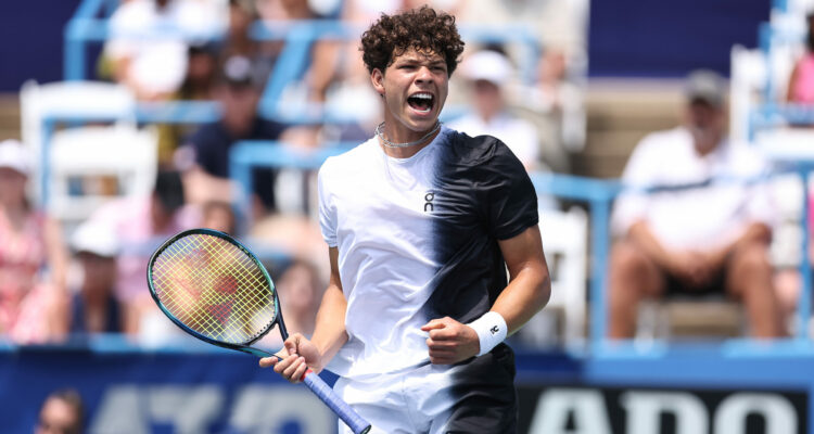 Tennis